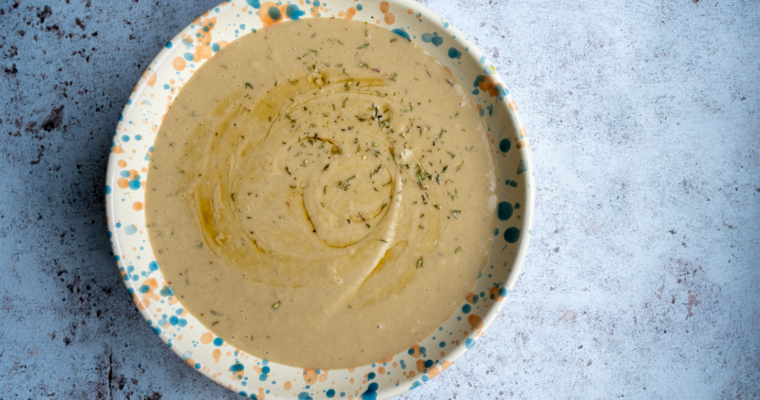 Soupe topinambours rôtis, lait de noisette et thym