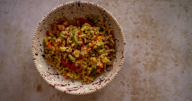 Riz pilaf, quinoa et poivrons