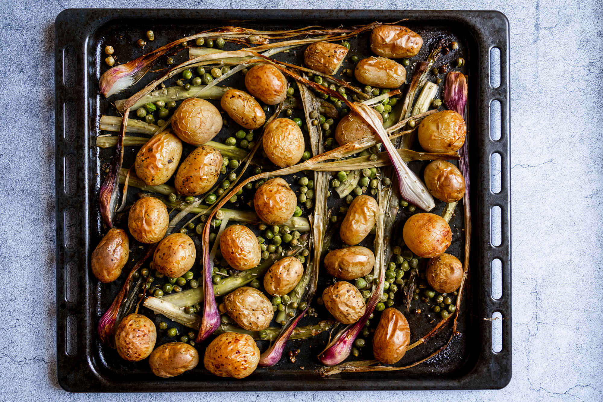 Fournée de légumes printaniers