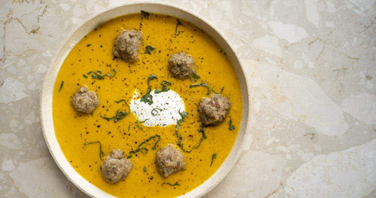 Soupe tomates jaunes et boulettes d’agneau