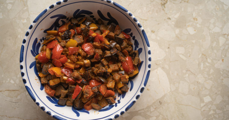 Salade d’aubergines et poivrons au citron confit