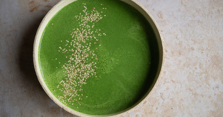Soupe épinards et sésame