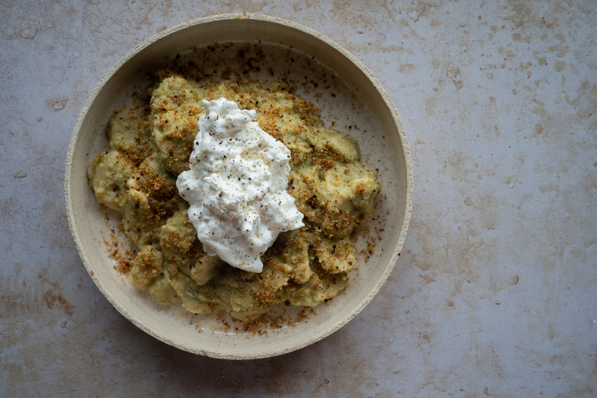 Orecchiette sauce aux légumes verts et burrata