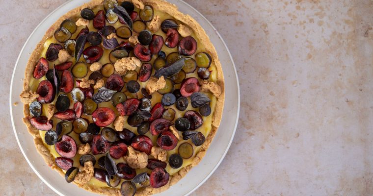 Tarte citron, cerises et raisins