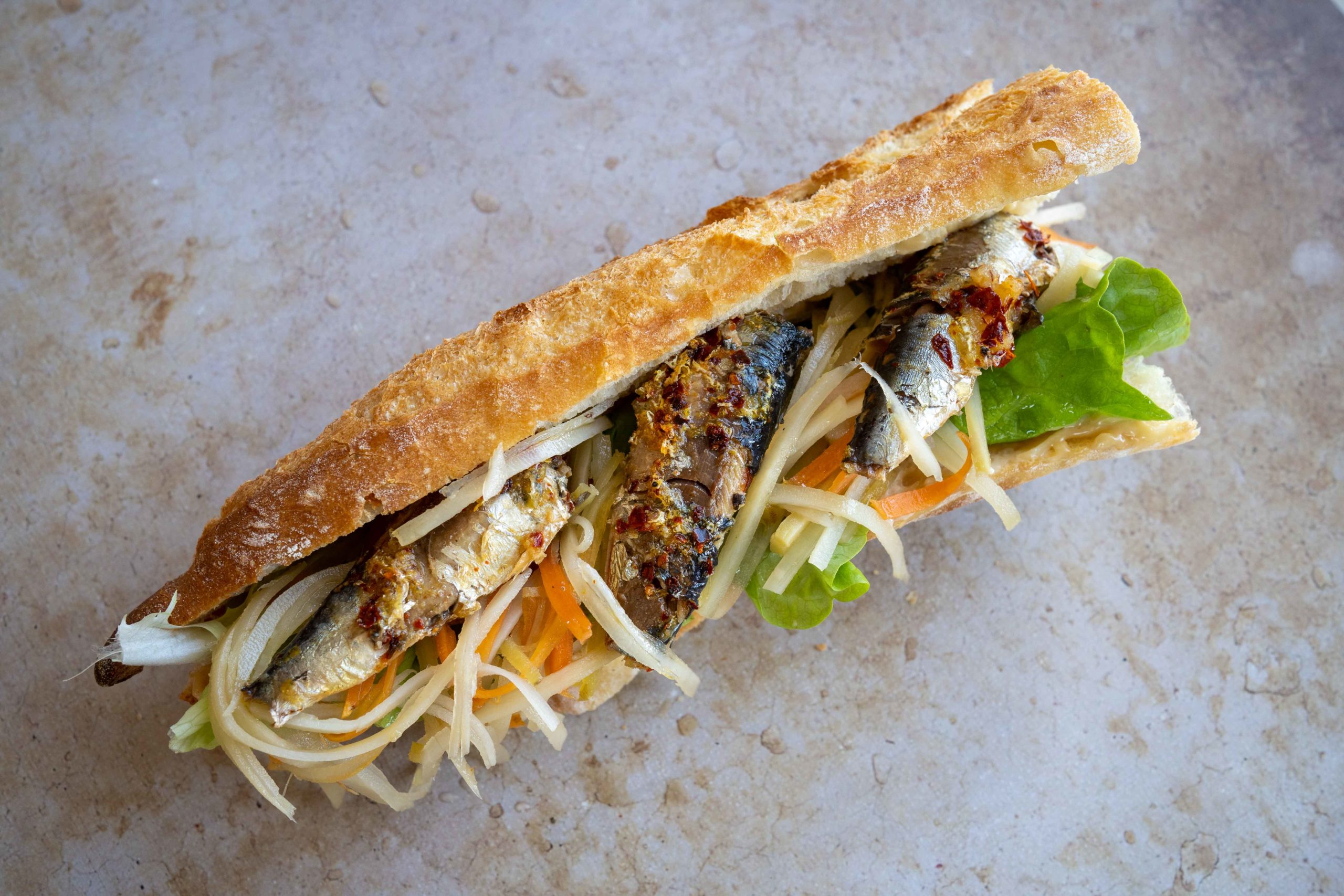 [Sandwich] Báhn mì à la sardine